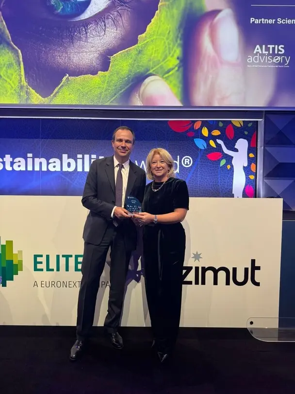 Cristina Bombassei e Andrea Rocco ritirano il Sustainability Award per Brembo.jpg